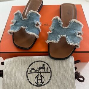AUTHENTIC Hermes Denim oran fringe sandals blue Clair size 7.5